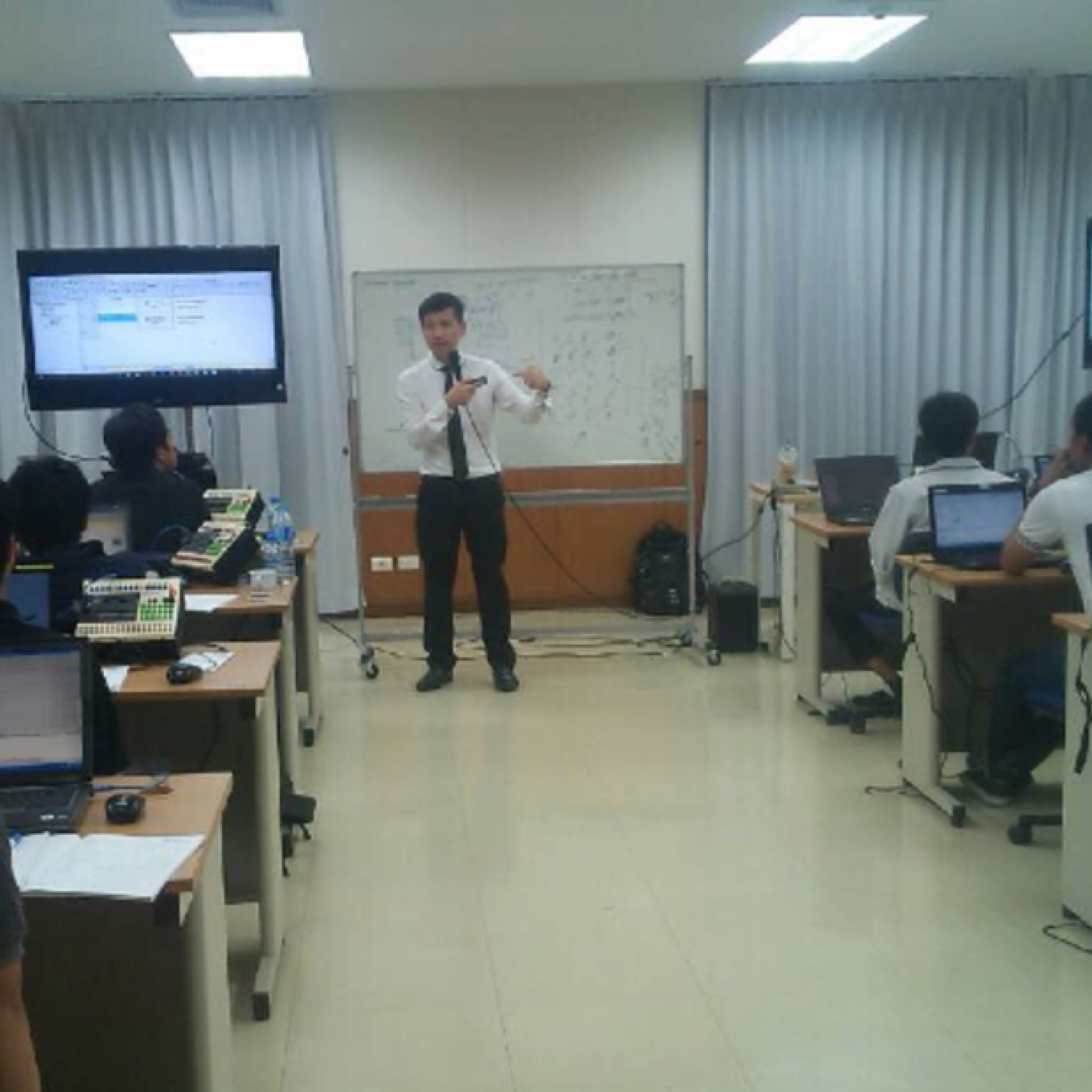 2nd Omron Basic PLC training, March 2017